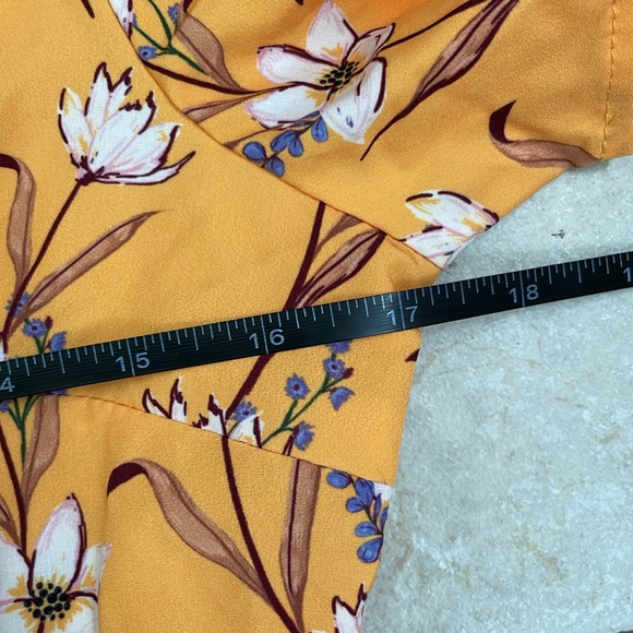 Unbranded Women’s Floral Dress - NWOT! - Picture 6 of 11